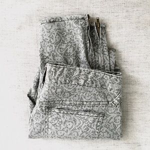 Free People Gray Pattern Ankle Zip Skinny Jeans 25